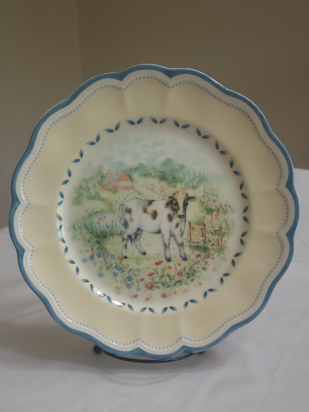 Lenox Provencal Garden 9.5" Plate Featuring a Cow